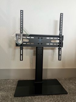 TV/Monitor Mount w/ Hardware