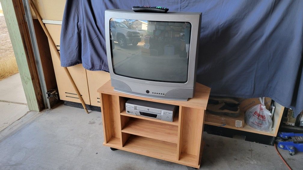 RCA 25 Inch CRT TV (Model F25423) Works Perfectly! TV Only!!!