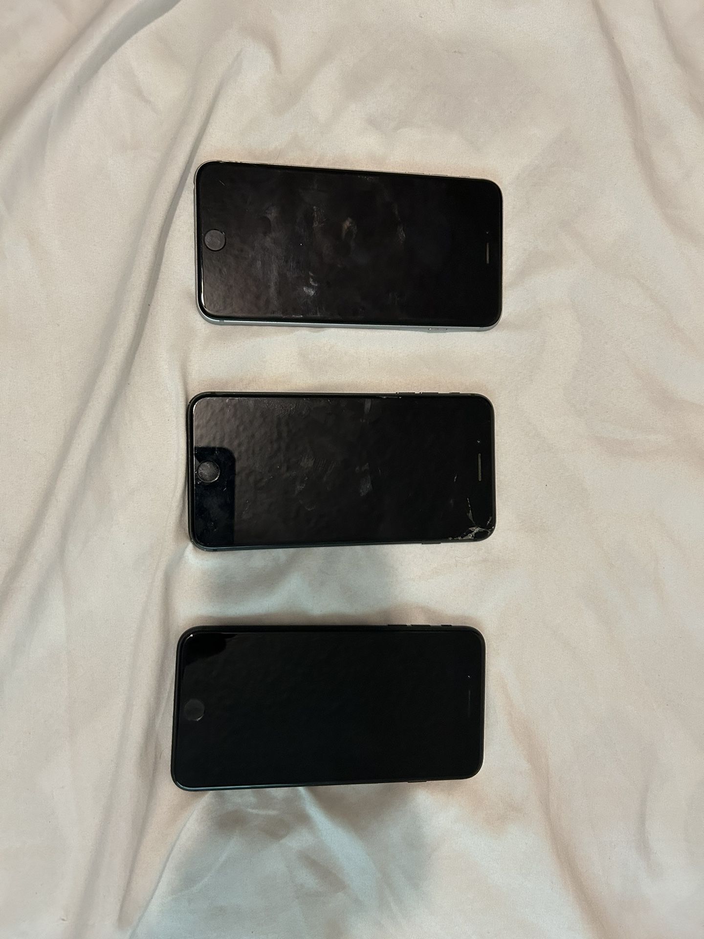 3 iphones 6/7   (activation locked)