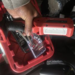 milwaakee  led stick  light