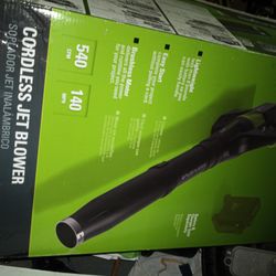  Electric Leaf BLOWER 
With 60 V Battery 