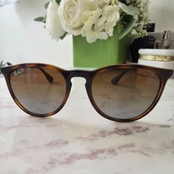 Ray-Ban
