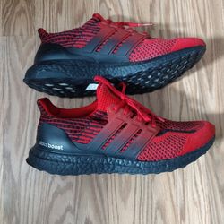 Adidas ultraboost 5.0 DNA like new size 10.5