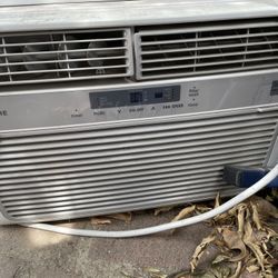 Frigidaire 8,000 Btu Wall Unit Ac Air Conditioner
