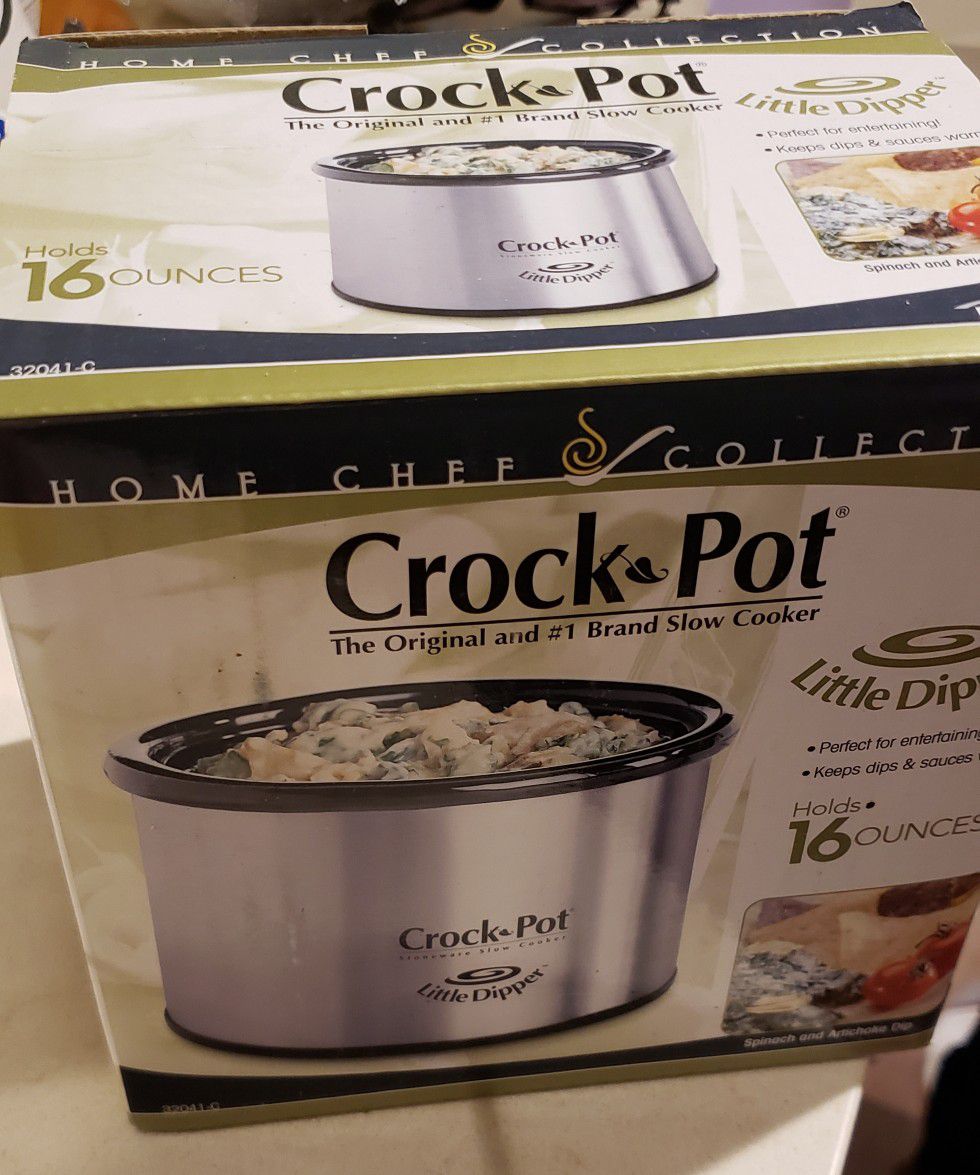 Little dipper crock pot brand new