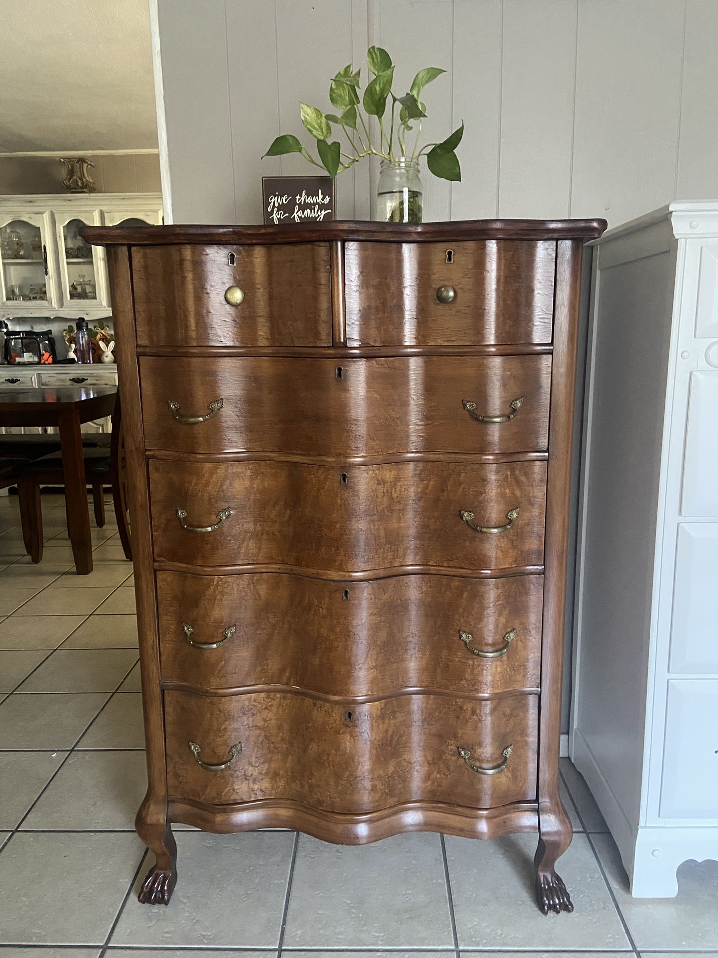 ANTIQUE SOLID WOOD DRESSER