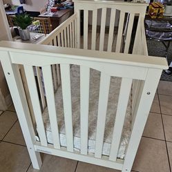 Solid, Sturdy White Crib Orig From Wayfair