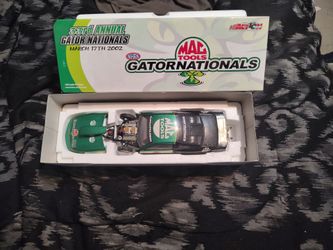 Action 10th anniversary Mac tools Gator Nationals