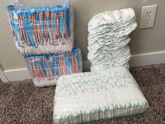 Diapers / pull ups