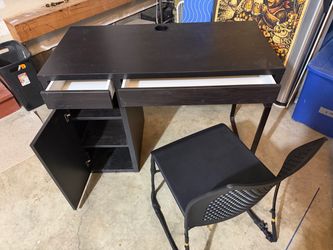 Youth desk and chair