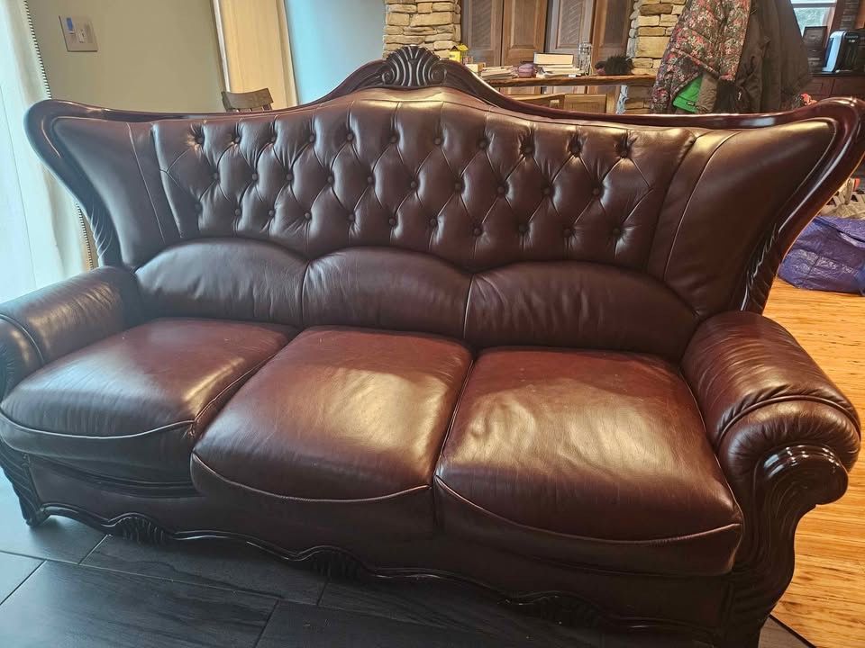 Sofa Loveseat Victorian