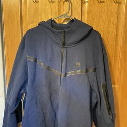 nike tech fleece