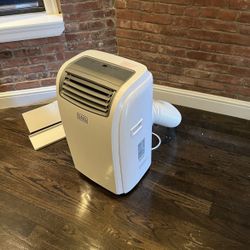 Black And Decker Portable AC Unit 