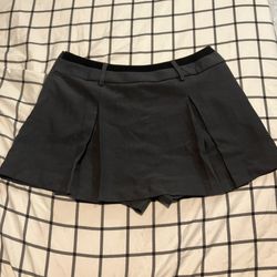 Black And Grey Pleated Mini Skort 