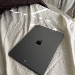 iPad Air 4th generation and Apple Pencil 