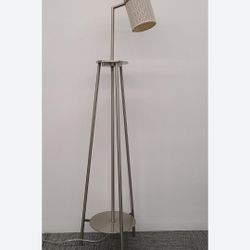 Tripod Lamp
