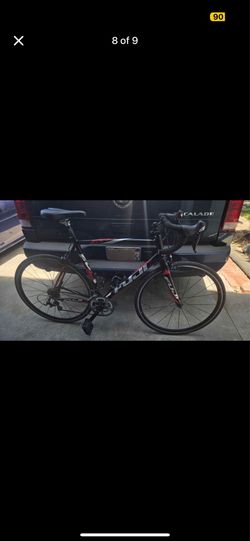 Fuji Roubaix Road Bike