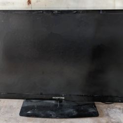 32" Class TV And Roku