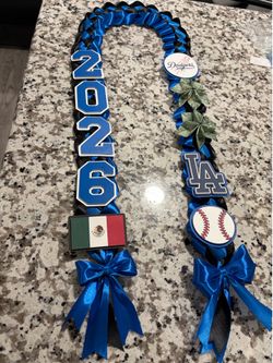 2026 LA Dodgers graduation Lei