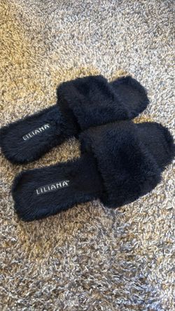 Fuzzy Black Slippers 