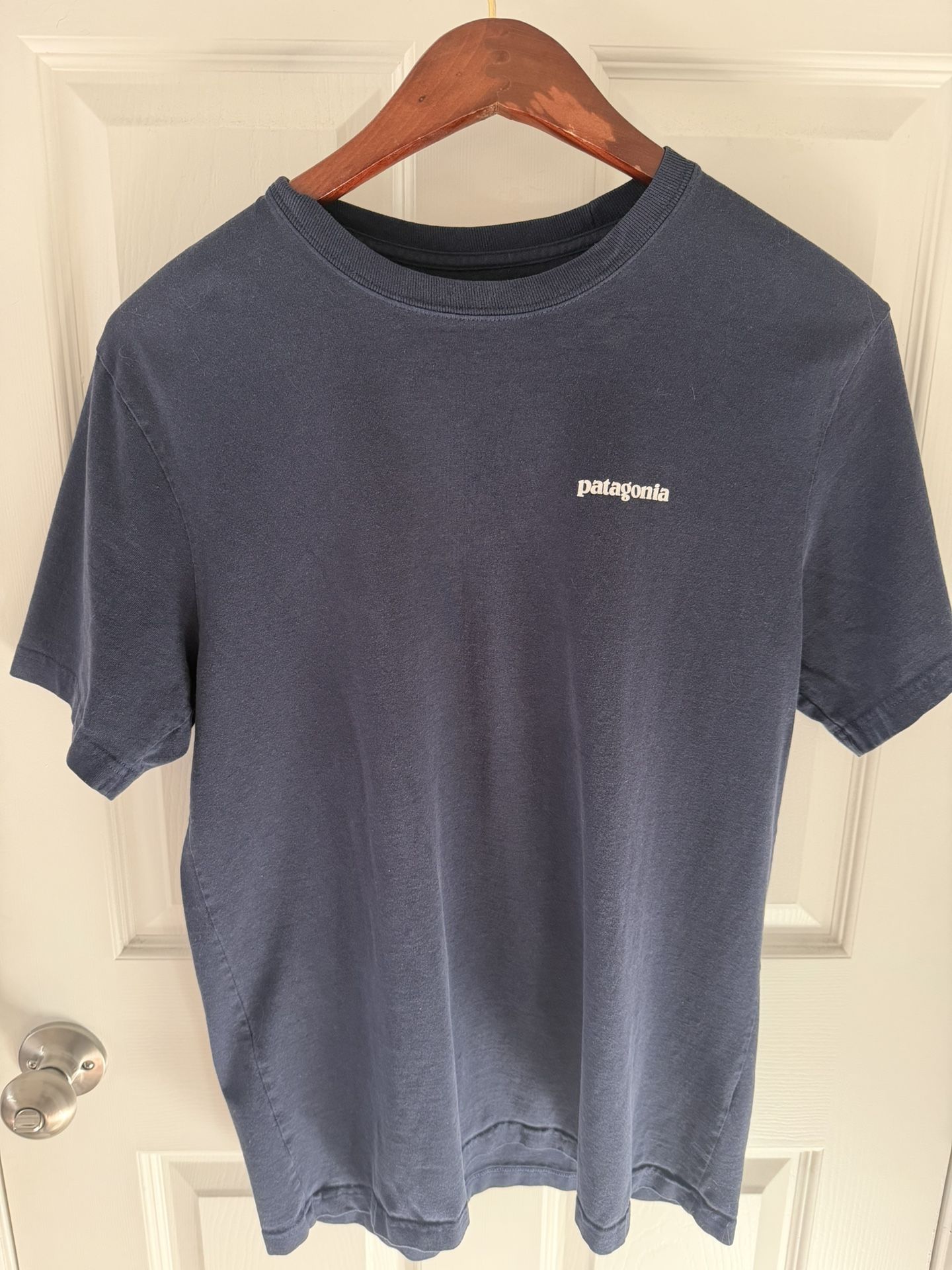 Patagonia Men's Navy Tee