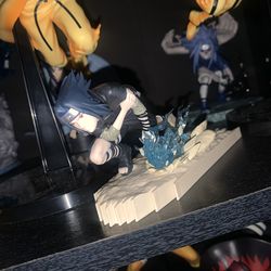 Naruto figures
