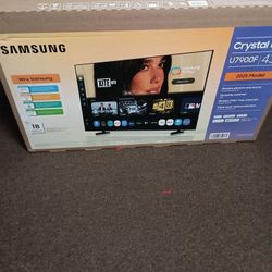 Crystal UHD Tv 43 Inch 7900f