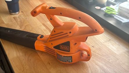 Black+Decker LB700 Electric Leaf Blower