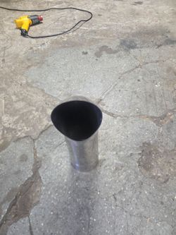Truck exhaust tip