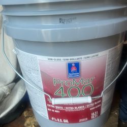 Eg shel 3 Flat 3 Semigloss 3 I have 9left in total the others were sold