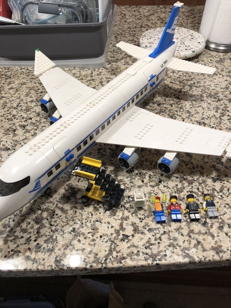 LEGO City Passenger Plane 7893 (2006)