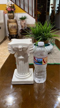 Mini pedestal ....solo pedestal