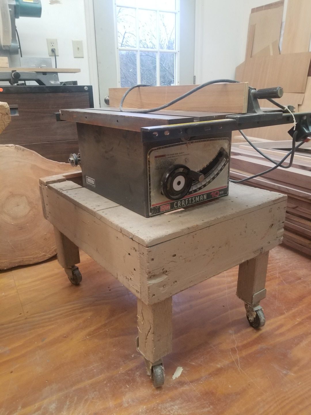 10 inch craftsman table saw. 110 /220 1 horse.