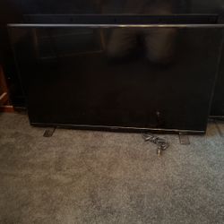 INSIGNIA 39” TV & AMAZON FIRESTICK & TV ANTENNA!!!