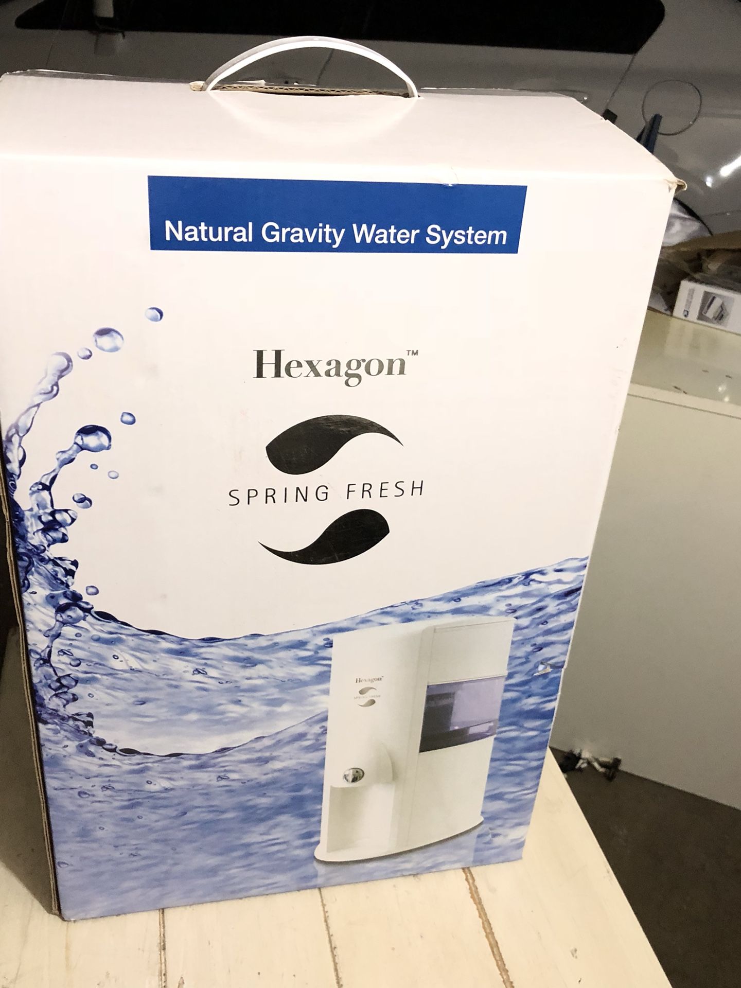 Brand New- Hexagon Spring Fresh Natural Gravity Natural Filtration Water