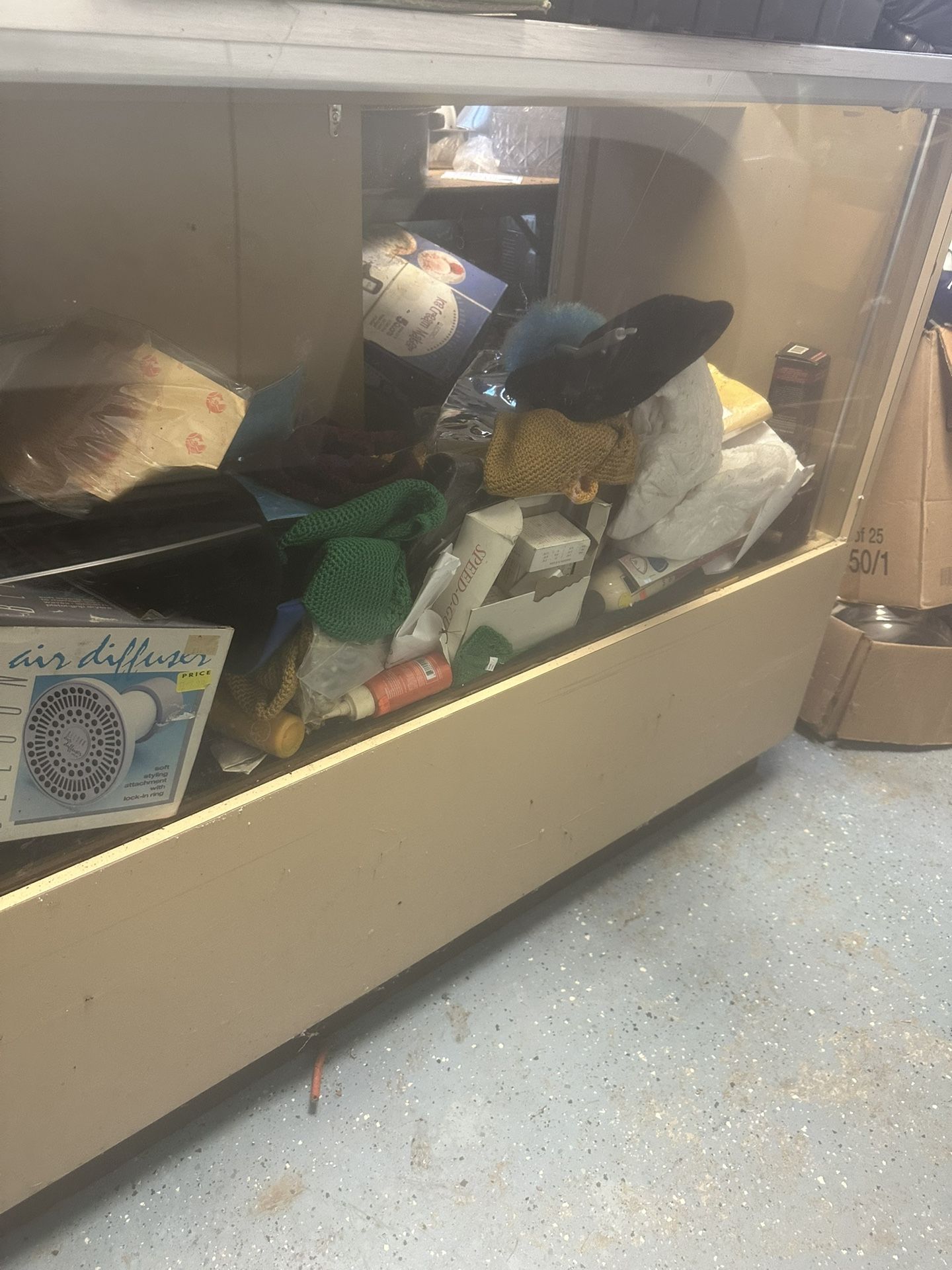 Used Glass Display 