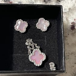 925 Silver Four Leaf Clover Necklace 