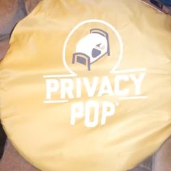 Queen Size Privacy Pop
