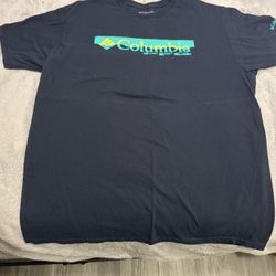 Diffrent Brand Tshirts Large 
