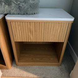 2 New Nightstands 2 New Table Lamps
