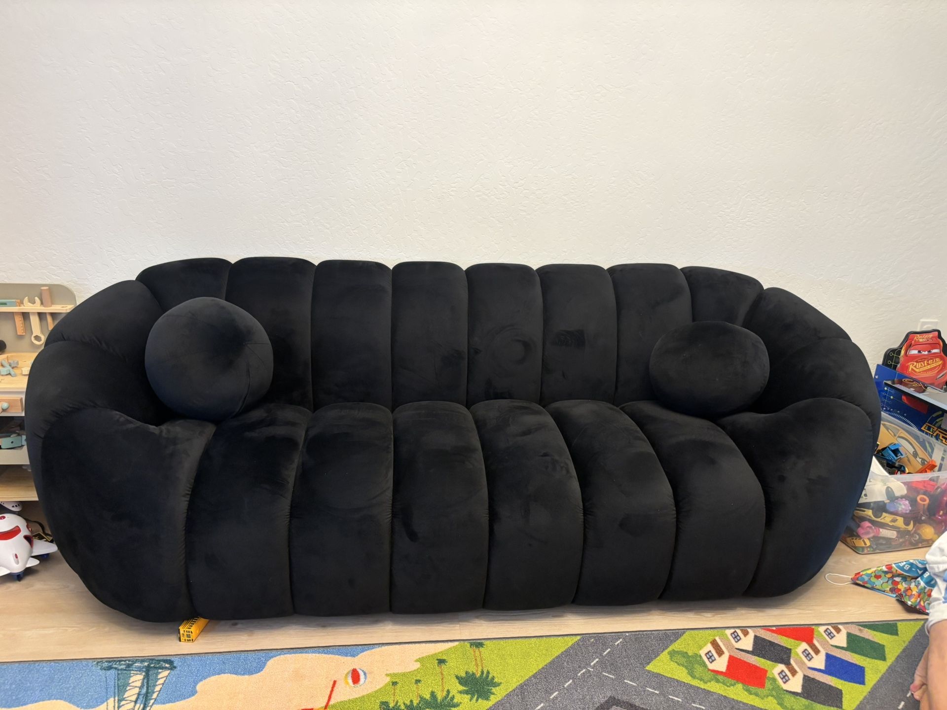 Sofa BRAND NEW