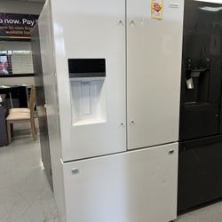 Frigidaire Refrigerator 