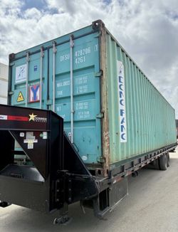 20ft And 40ft Used Shipping Container Available In Petaluma