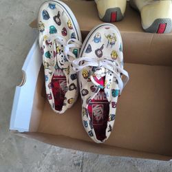 Size 8 Women's Vans Marvel And Prada