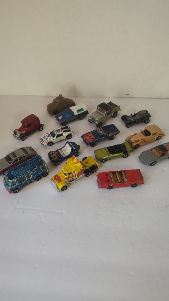 VINTAGE DIECAST CARS LOT