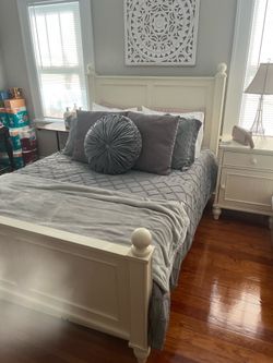 Matching Bedroom set.