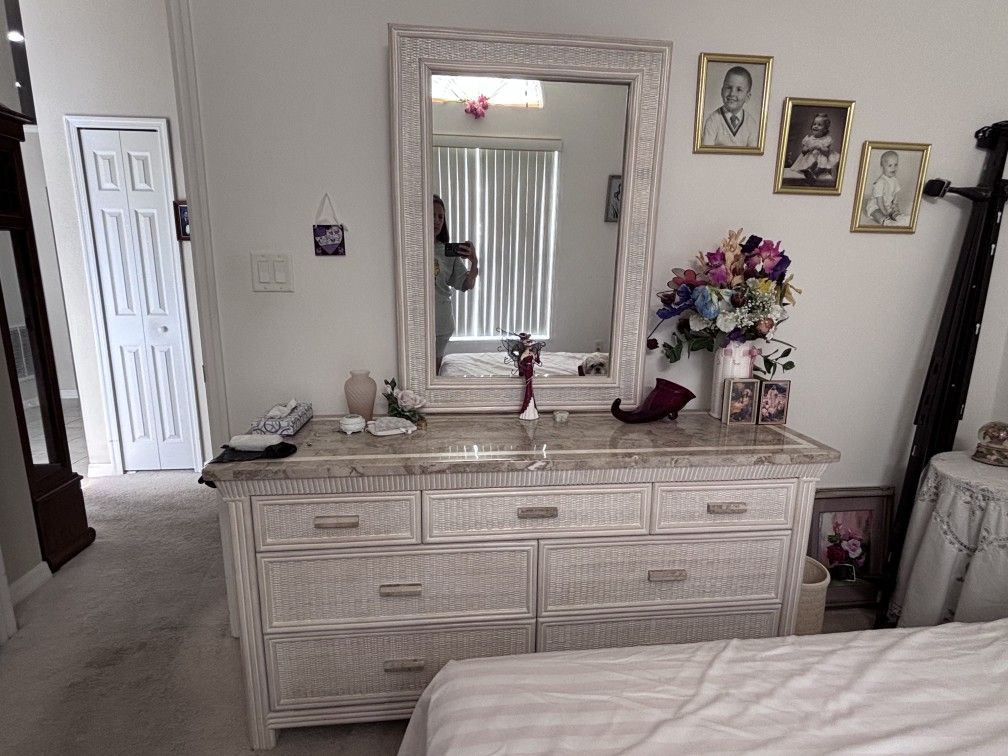 3 Piece Bedroom Suit