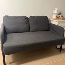 ikea Glosted loveseat