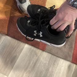 Women’s Running Shoes