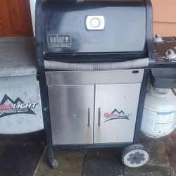 Weber Dual Burner Grill + tank